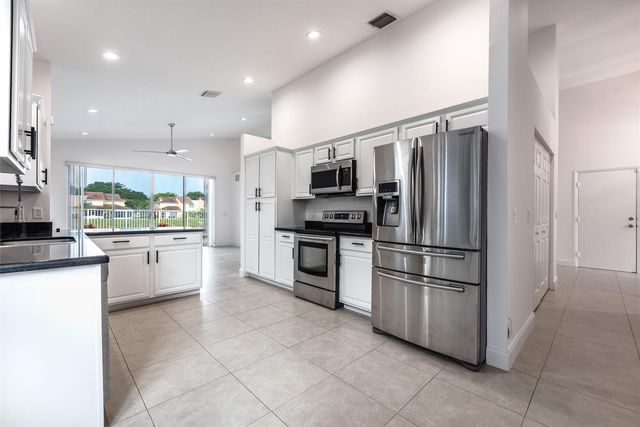 23390 TORRE Circle, Boca Raton, FL 33433