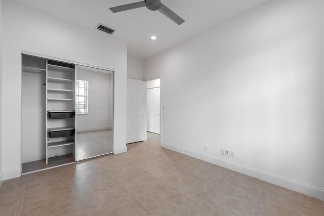 23390 TORRE Circle, Boca Raton, FL 33433