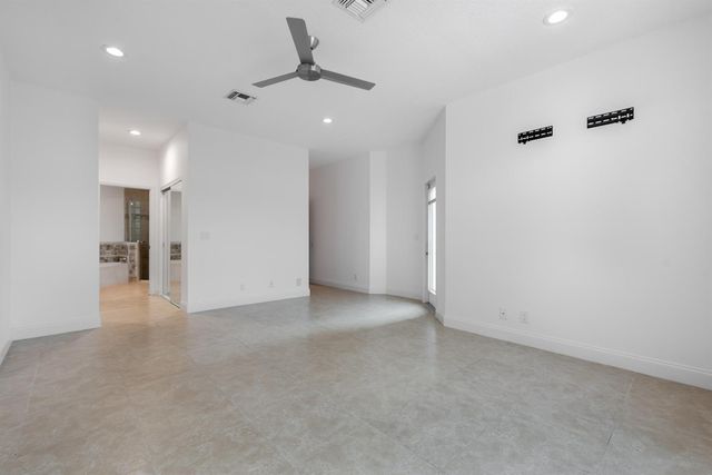 23390 TORRE Circle, Boca Raton, FL 33433