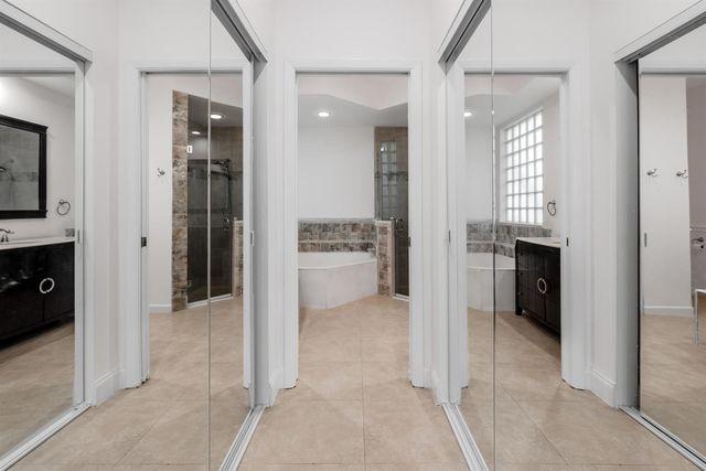23390 TORRE Circle, Boca Raton, FL 33433