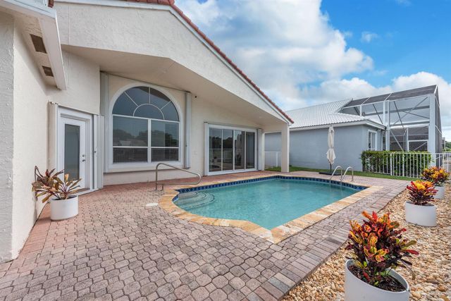 23390 TORRE Circle, Boca Raton, FL 33433