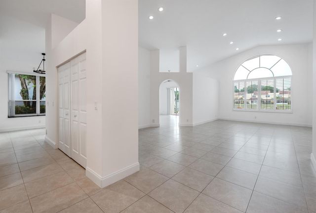 23390 TORRE Circle, Boca Raton, FL 33433