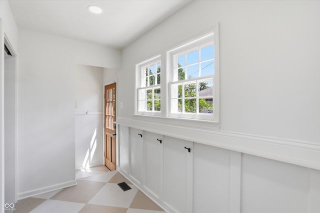 1513 Broad Ripple Avenue, Indianapolis, IN 46220