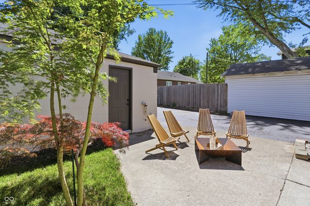 1513 Broad Ripple Avenue, Indianapolis, IN 46220
