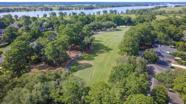 444 Dornoch Dr., Pawleys Island, SC 29585