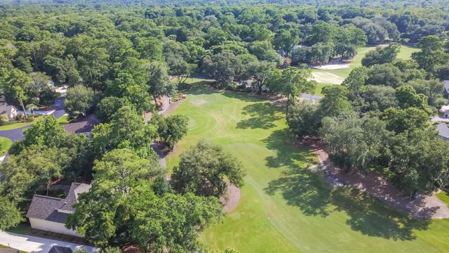444 Dornoch Dr., Pawleys Island, SC 29585