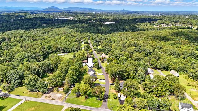 3321 15th Avenue SW, Hickory, NC 28602
