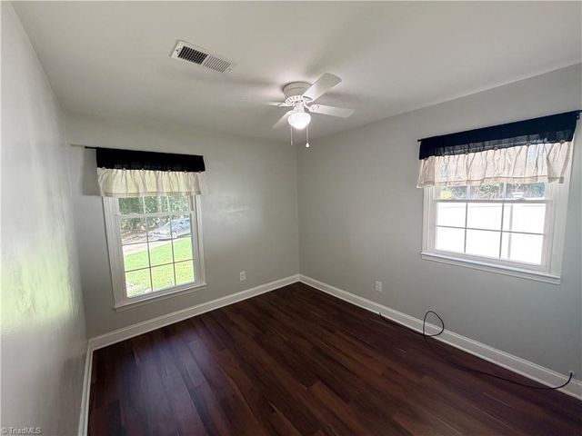 3950 Cole Avenue, High Point, NC 27265