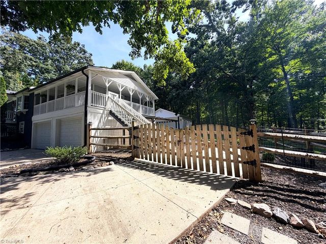 3950 Cole Avenue, High Point, NC 27265