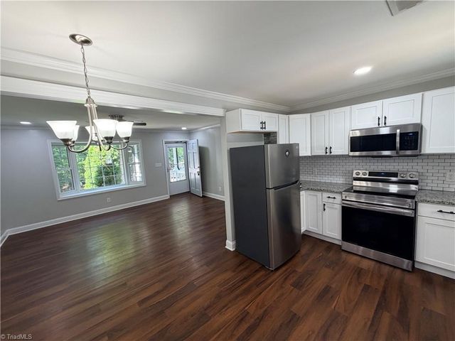3950 Cole Avenue, High Point, NC 27265