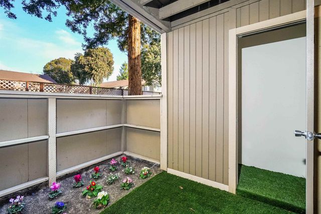 3232 Red Cedar Ter, Fremont, CA 94536