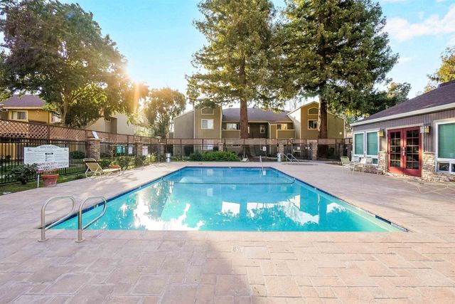 3232 Red Cedar Ter, Fremont, CA 94536