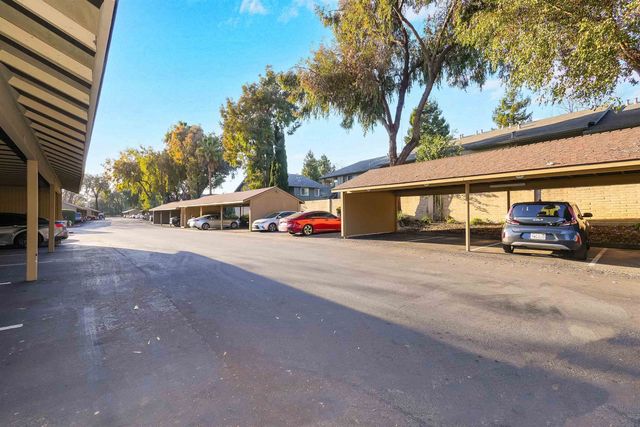 3232 Red Cedar Ter, Fremont, CA 94536