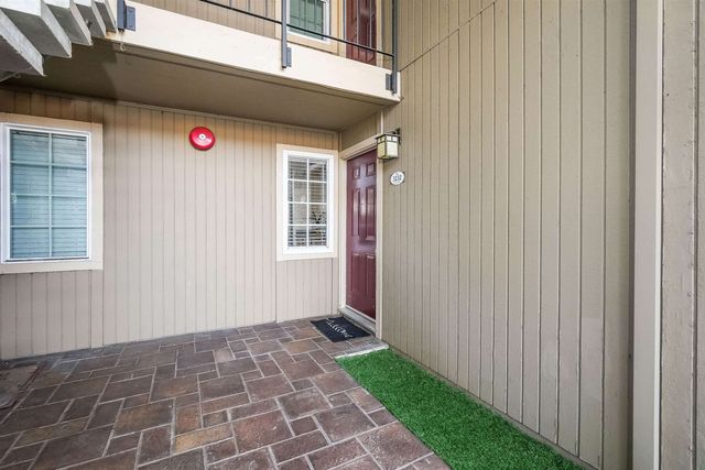 3232 Red Cedar Ter, Fremont, CA 94536