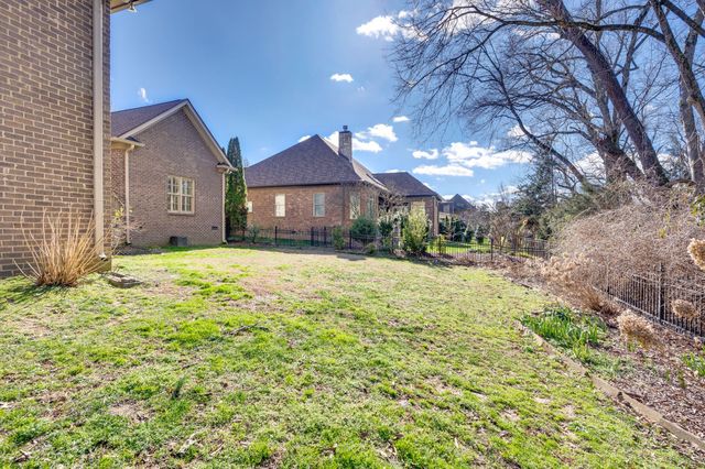 405 Luna Ct, Franklin, TN 37064