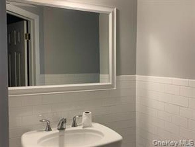 98 Maryland Avenue, Long Beach, NY 11561