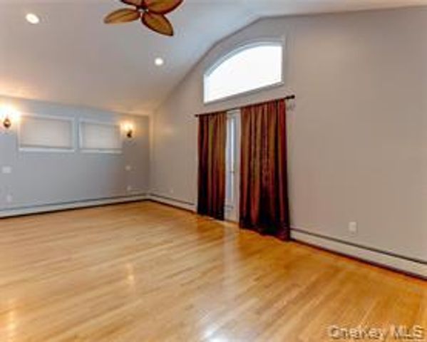 98 Maryland Avenue, Long Beach, NY 11561