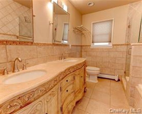 98 Maryland Avenue, Long Beach, NY 11561