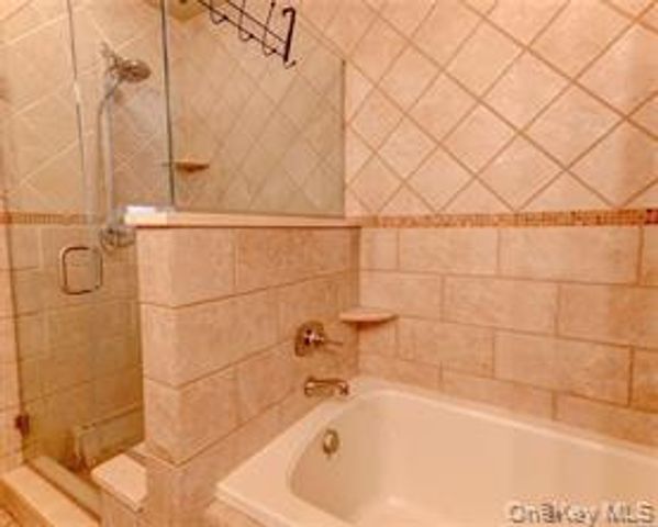 98 Maryland Avenue, Long Beach, NY 11561