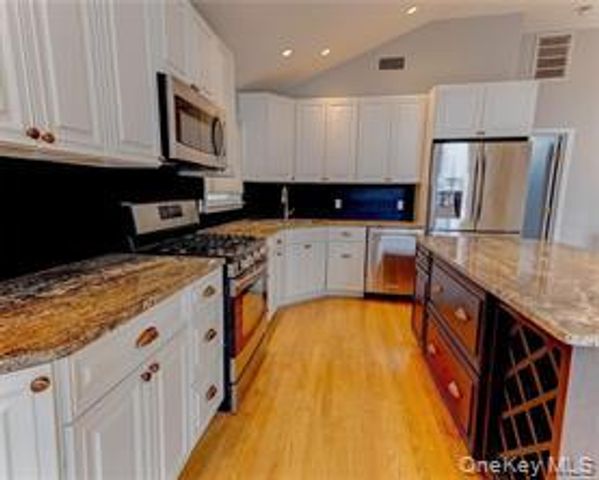 98 Maryland Avenue, Long Beach, NY 11561