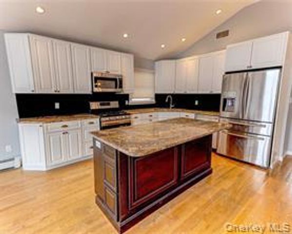 98 Maryland Avenue, Long Beach, NY 11561