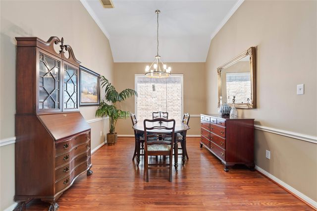 9959 Kemp Forest Drive, Houston, TX 77080