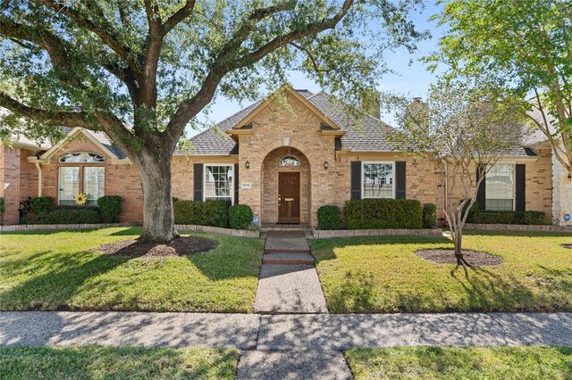 9959 Kemp Forest Drive, Houston, TX 77080