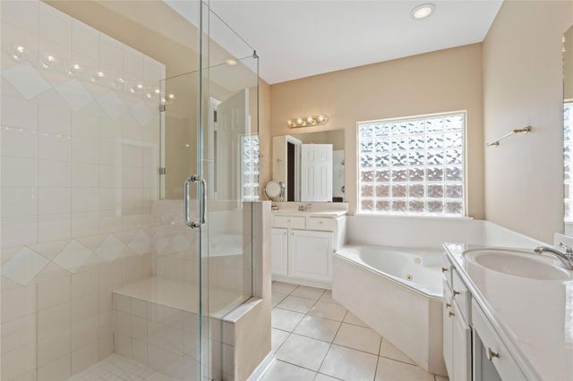 9959 Kemp Forest Drive, Houston, TX 77080