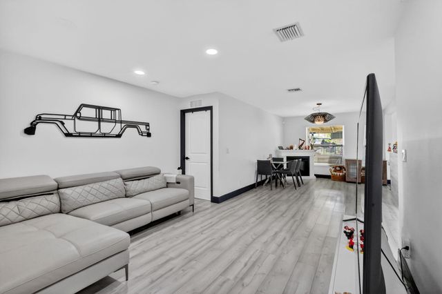 1691 W 26th Court, Riviera Beach, FL 33404