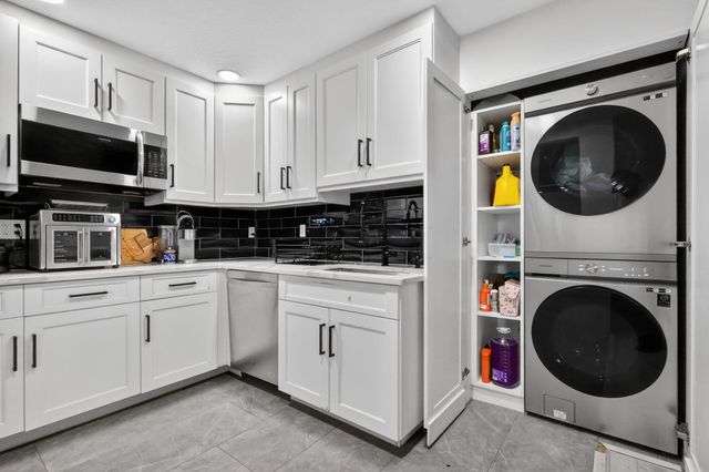 1691 W 26th Court, Riviera Beach, FL 33404