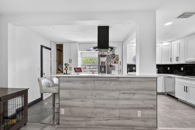 1691 W 26th Court, Riviera Beach, FL 33404