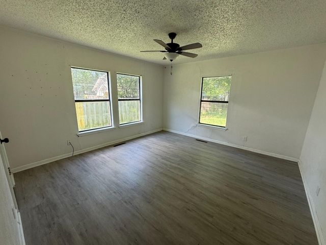 3910 Johnson Street, Greenville, TX 75401