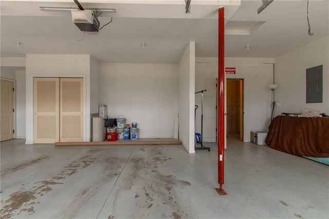 5714 Silverstone Drive, Lawrence, KS 66049