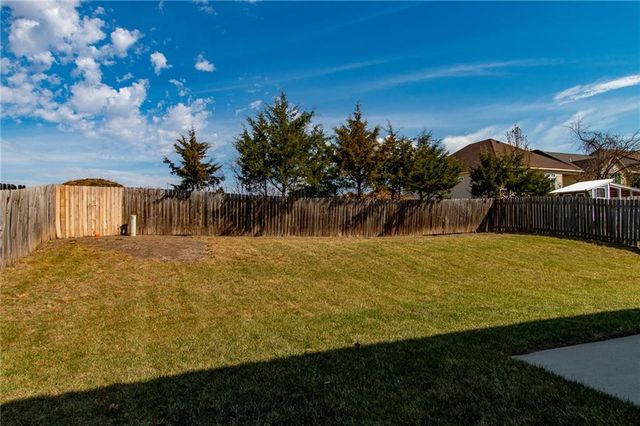 5714 Silverstone Drive, Lawrence, KS 66049