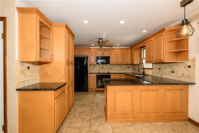 606 Buckingham Drive, Northampton Boro, PA 18067
