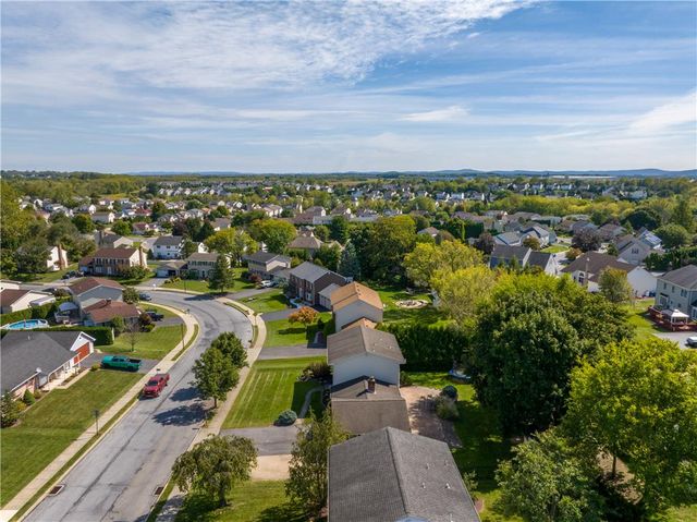 606 Buckingham Drive, Northampton Boro, PA 18067