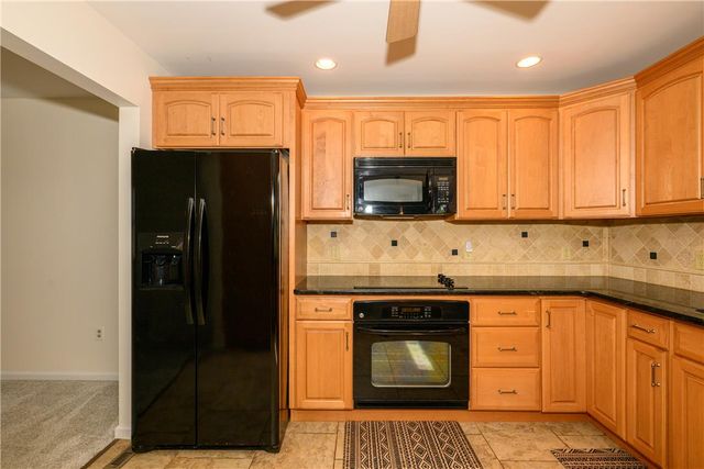 606 Buckingham Drive, Northampton Boro, PA 18067