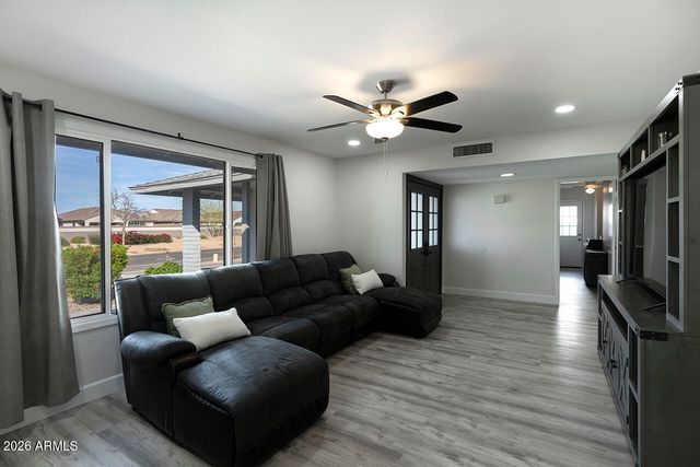 14811 N 55th Avenue, Glendale, AZ 85306