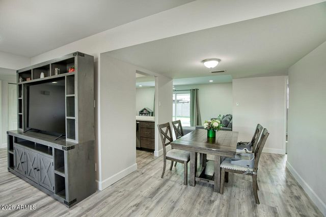 14811 N 55th Avenue, Glendale, AZ 85306