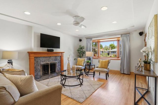 2194 Nobili Avenue, Santa Clara, CA 95051