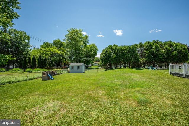 2029 TERRACE DR, Feasterville Trevose, PA 19053