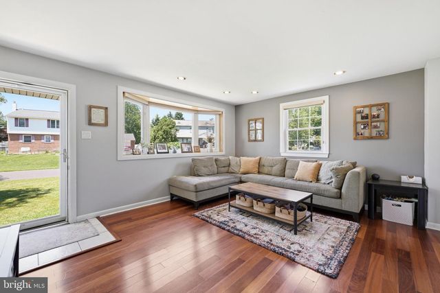 2029 TERRACE DR, Feasterville Trevose, PA 19053