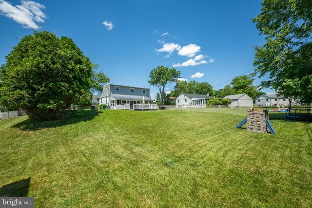 2029 TERRACE DR, Feasterville Trevose, PA 19053