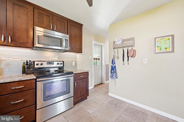 2029 TERRACE DR, Feasterville Trevose, PA 19053