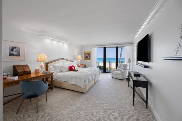 2580 S Ocean Boulevard 2b2, Palm Beach, FL 33480