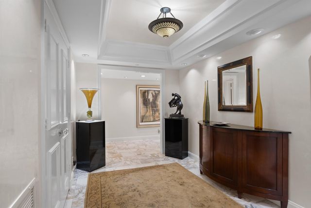 2580 S Ocean Boulevard 2b2, Palm Beach, FL 33480