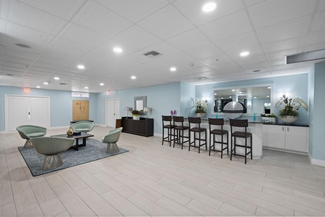 2580 S Ocean Boulevard 2b2, Palm Beach, FL 33480