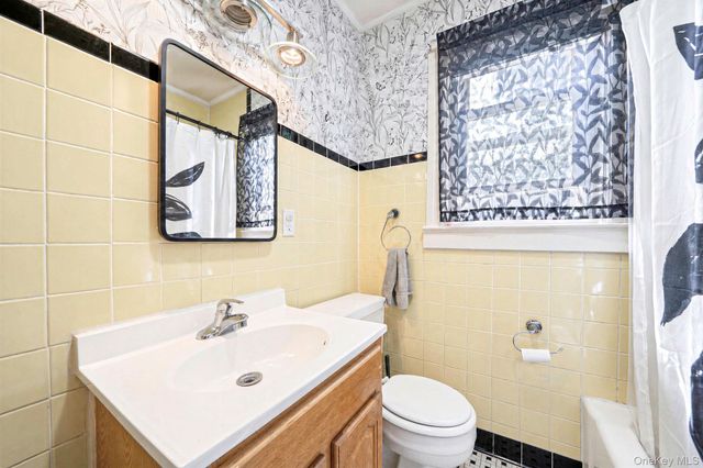 78 E 17th Street, Huntington Station, NY 11746