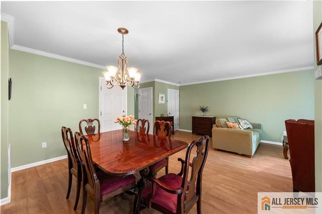 28 Garfield Way, Montgomery, NJ 08540