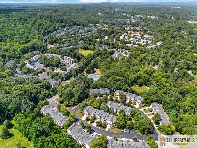 28 Garfield Way, Montgomery, NJ 08540